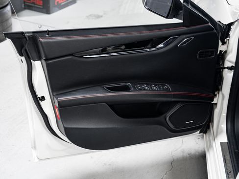 Used 2017 Maserati Quattroporte S GranSport Q4 image 19