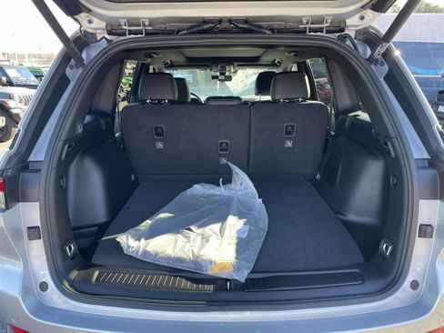 New 2026 Jeep Grand Cherokee Limited AWD/4WD image 37