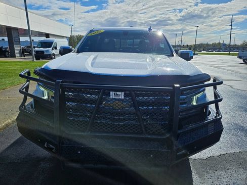 Used 2021 Chevrolet Silverado 1500 LTZ AWD/4WD image 3