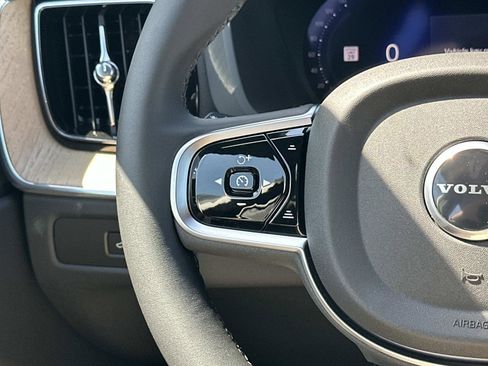 Certified 2026 Volvo XC60 B5 Plus w/ Protection Package Premier image 8