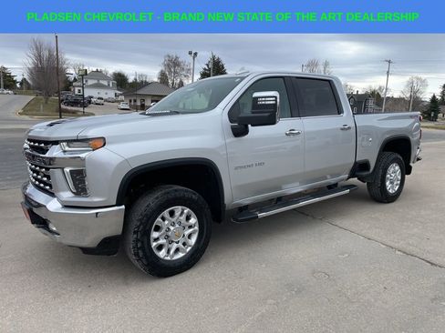 Used 2022 Chevrolet Silverado 2500 LTZ image 1