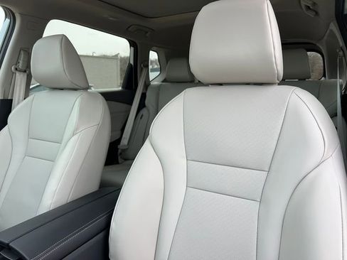 New 2026 Nissan Rogue SV image 12