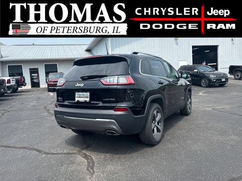 Used 2019 Jeep Cherokee Limited AWD/4WD image 7