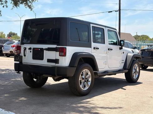 Used 2014 Jeep Wrangler Unlimited Sport w/ Quick Order Package 24S AWD/4WD image 3