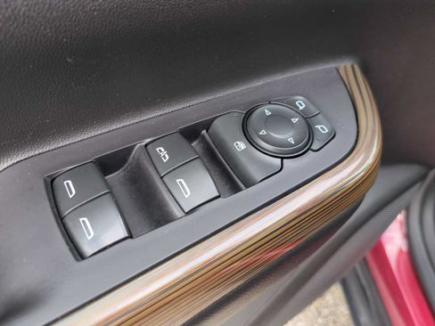 Used 2020 GMC Acadia SLE FWD image 22