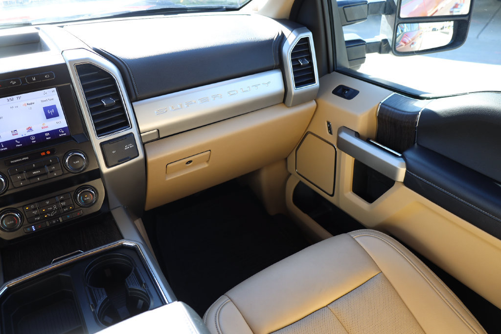 Used 2021 Ford F250 Lariat w/ Lariat Ultimate Package AWD/4WD image 21