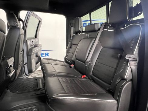Certified 2025 GMC Sierra 2500 AT4X AWD/4WD image 14