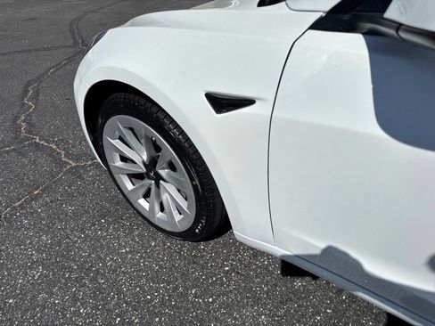 Used 2023 Tesla Model 3 Standard Range RWD image 8