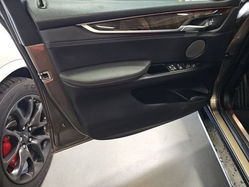 Used 2018 BMW X5 xDrive35i AWD/4WD image 12