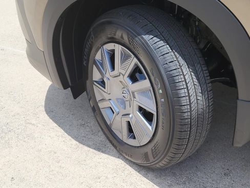 New 2026 Nissan Kicks S FWD image 9
