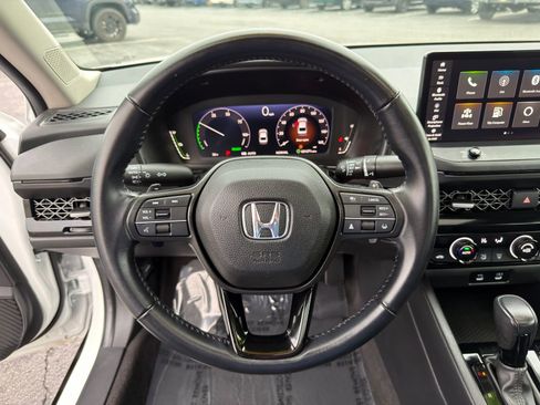 Used 2023 Honda Accord EX-L image 16