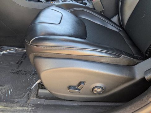 Used 2019 Jeep Cherokee Latitude Plus image 20