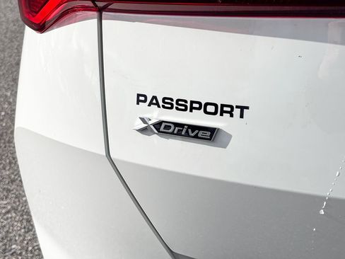 New 2026 BMW X3 xDrive30 w/ Premium Package image 5