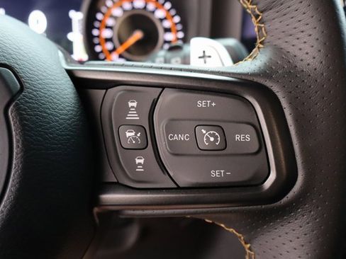 Used 2025 Jeep Wrangler Unlimited Rubicon 392 image 21