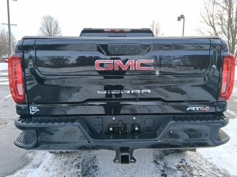 Used 2023 GMC Sierra 2500 AT4 w/ AT4 Premium Plus Package image 4