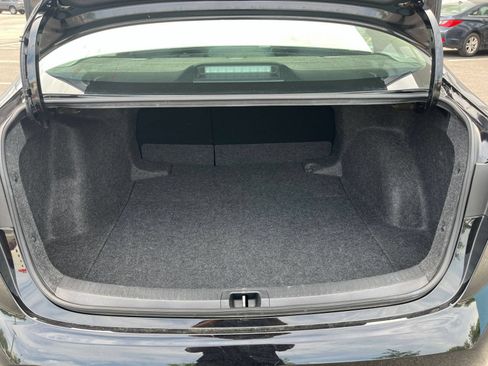 Used 2025 Toyota Corolla LE FWD image 36