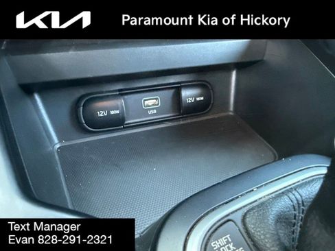 Used 2023 Kia Soul LX FWD image 22