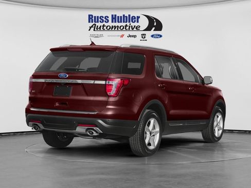 Used 2018 Ford Explorer Sport AWD/4WD image 2