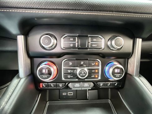 Used 2021 GMC Yukon SLT image 18