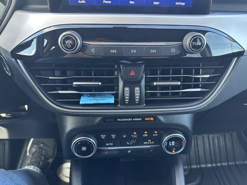 Used 2020 Ford Escape SEL AWD/4WD image 14