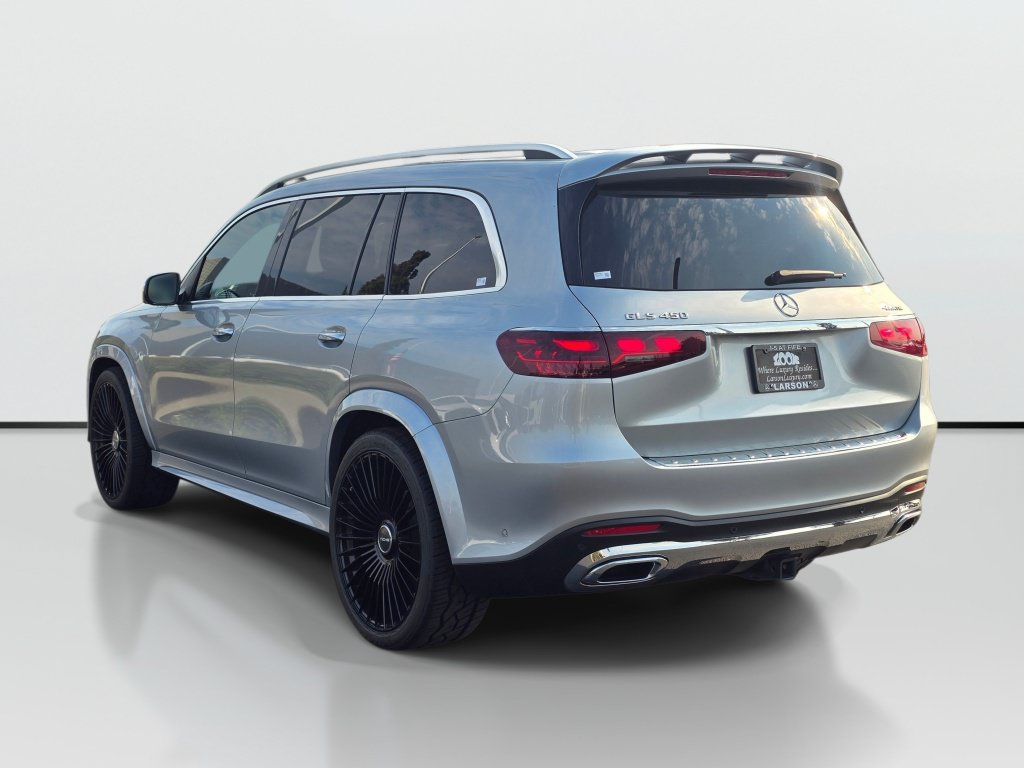 Used 2024 Mercedes-Benz GLS 450 4MATIC image 3