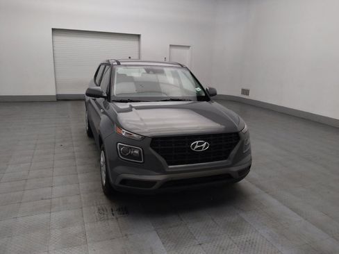 Used 2020 Hyundai Venue SE image 14