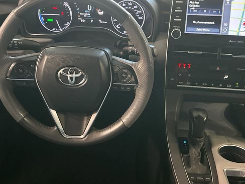 Used 2021 Toyota Avalon Limited w/ Advanced Safety Package FWD image 16
