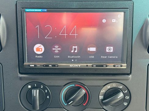 Used 2006 Ford F350 XLT image 9