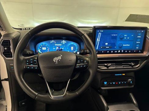 Certified 2025 Ford Bronco Sport Outer Banks w/ Outer Banks Tech Package+ AWD/4WD image 5
