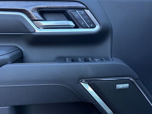 New 2026 Chevrolet Silverado 2500 LTZ w/ LTZ Premium Package image 11