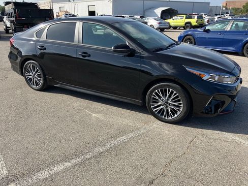 Used 2023 Kia Forte GT-Line FWD image 3