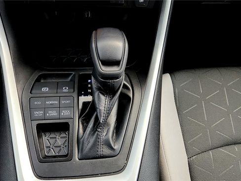 Certified 2023 Toyota RAV4 XLE image 41