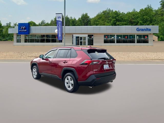 Used 2019 Toyota RAV4 XLE w/ Convenience Package AWD/4WD image 9