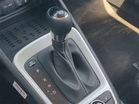 New 2025 Hyundai Venue Limited image 29