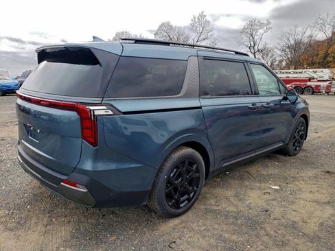 Used 2025 Kia Carnival SX w/ SX Dark Edition Package image 4