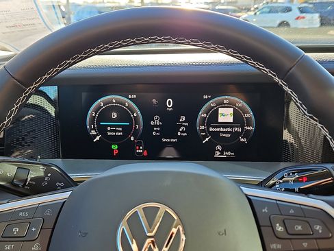 New 2026 Volkswagen Tiguan SE image 18