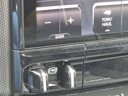 New 2026 RAM 2500 Limited image 24