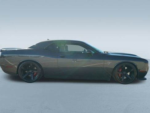 Used 2019 Dodge Challenger SRT Hellcat w/ Laguna Leather Package image 9