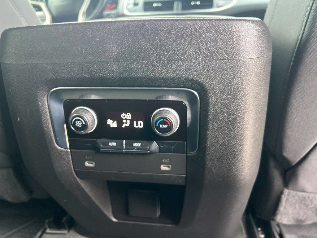Used 2022 Chevrolet Tahoe LS w/ Driver Alert Package RWD image 22