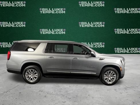 Used 2025 GMC Yukon XL Denali image 4