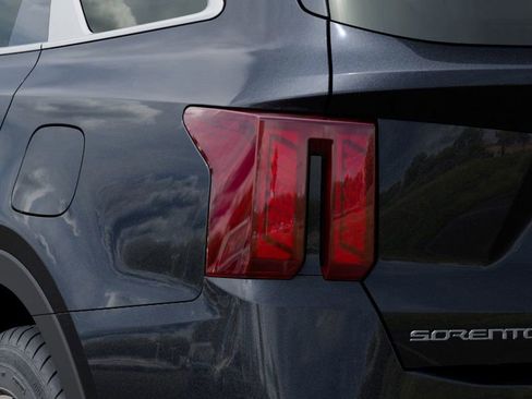 New 2026 Kia Sorento S FWD image 12