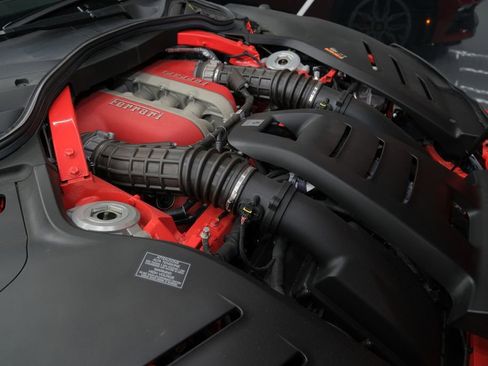 Used 2023 Ferrari Purosangue image 57