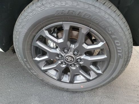 New 2025 Toyota Tundra Platinum image 9