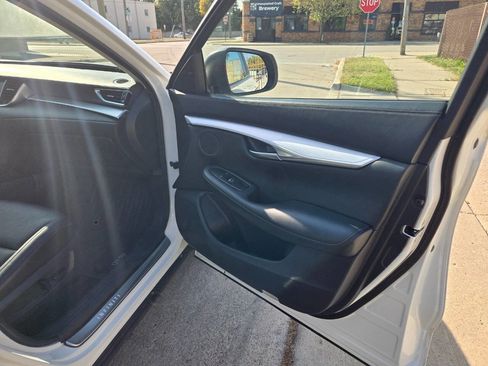 Used 2021 INFINITI QX50 Luxe image 37