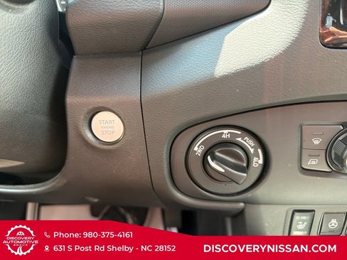 Certified 2022 Nissan Frontier SV AWD/4WD image 21