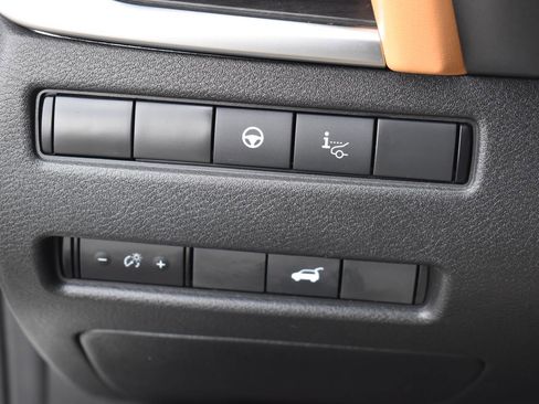 Certified 2023 Nissan Rogue Platinum w/ Platinum Premium Package image 40