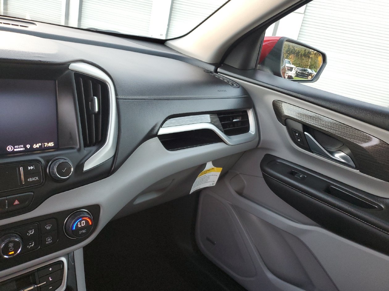 Used 2024 GMC Terrain SLT w/ Infotainment Package II FWD image 25