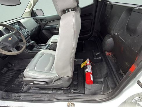 Used 2017 Chevrolet Colorado W/T RWD image 47