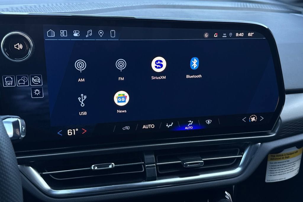 New 2026 Chevrolet Equinox EV LT FWD image 18