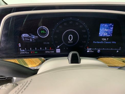 Used 2022 Cadillac Escalade Sport Platinum image 39